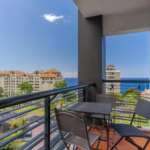 https://forum-apartment-funchal-madeira.madeira-islandshotels.com