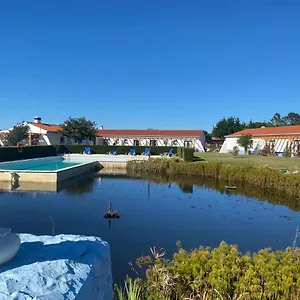 Casa Vicentina Фермерский дом